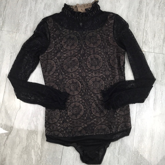 Love Culture Lace Bodysuit - Picture 3 of 8